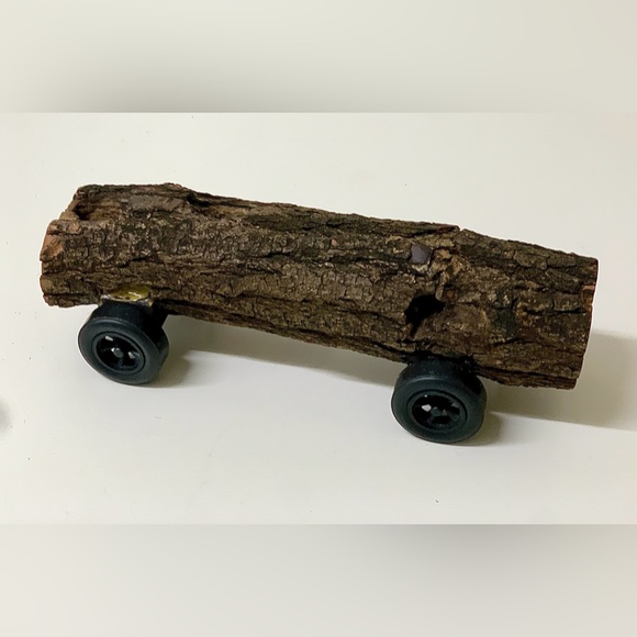 1980s Vintage Hand Crafted Homemade Wooden Tree Log Pinewood Derby Race Car - Picture 9 of 12